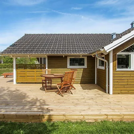 3 Bedroom Lovely In Samso Holiday home *