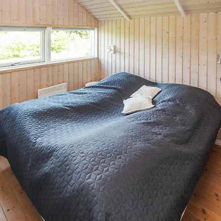Vakantiehuis 3 Bedroom Lovely In Samsø